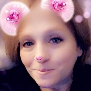 Meet your Posher, Debora